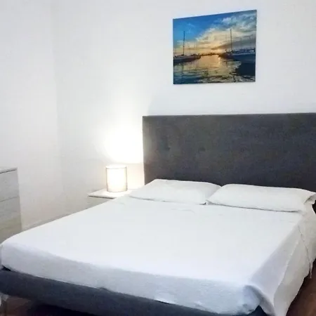 Le Dimore Del Golfo Apartment